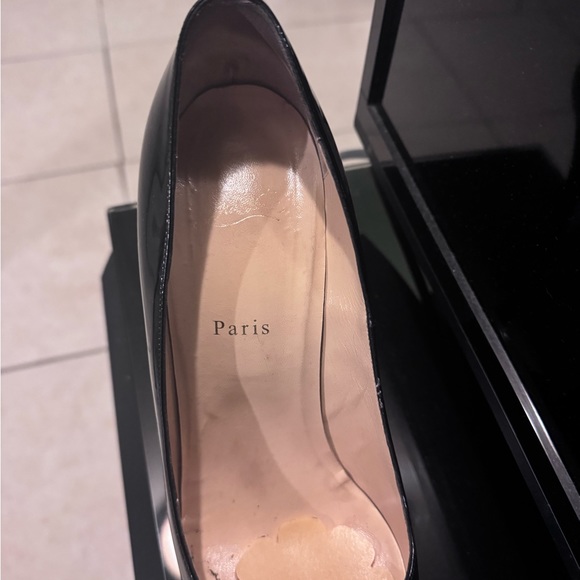 COPY - Size 42 fits more like a 10 rather than an 11. Comes with box & shoe bags - Picture 4 of 11